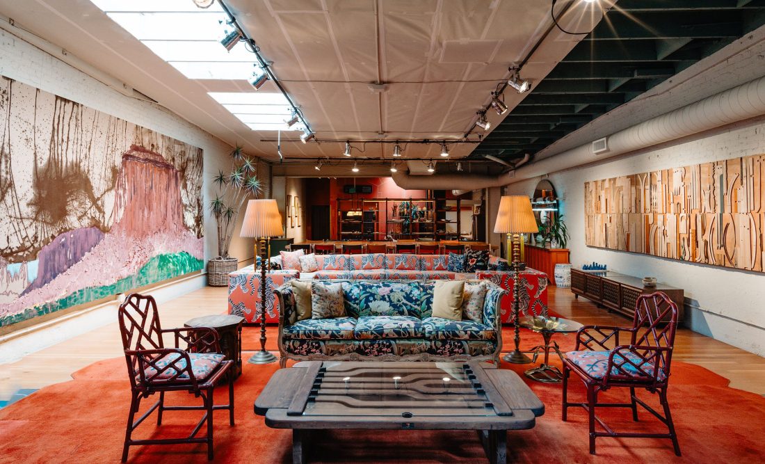 With its eclectic decor and casual welcoming vibe, Flora Chang is the ideal space for hosting groups of close friends or colleagues.